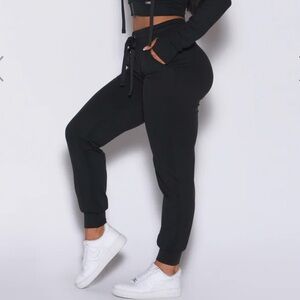 BOMBSHELL SPORTSWEAR Black Cozy Jogger Joggers - XS